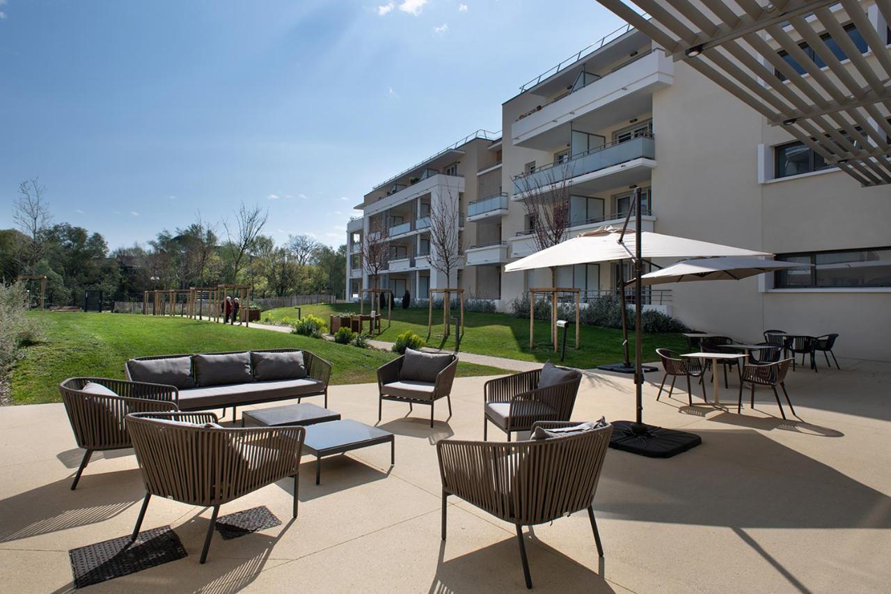 Domitys Les Tourmalines Carpentras Exterior foto