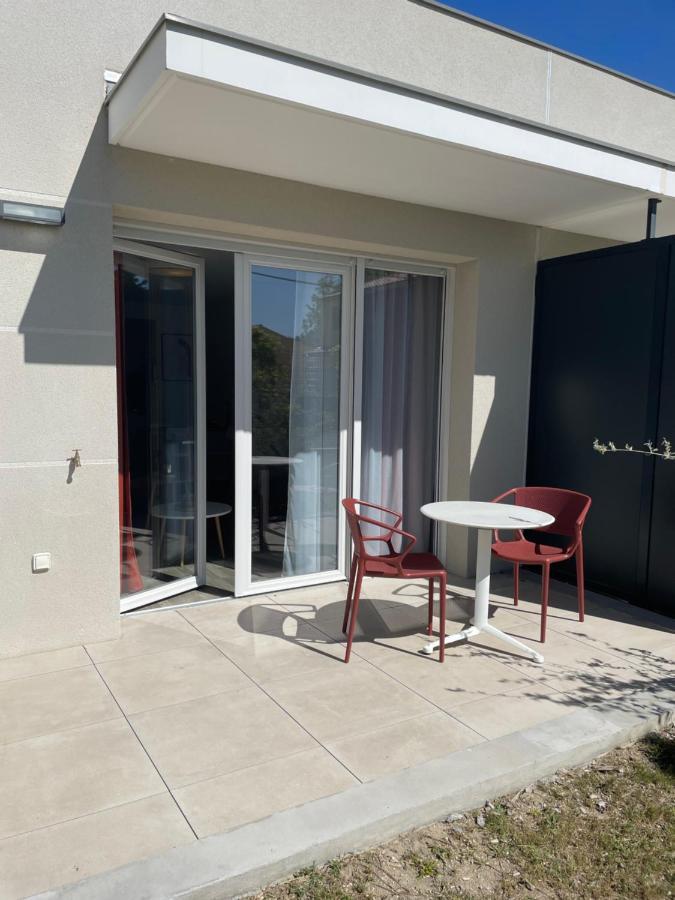 Domitys Les Tourmalines Carpentras Exterior foto