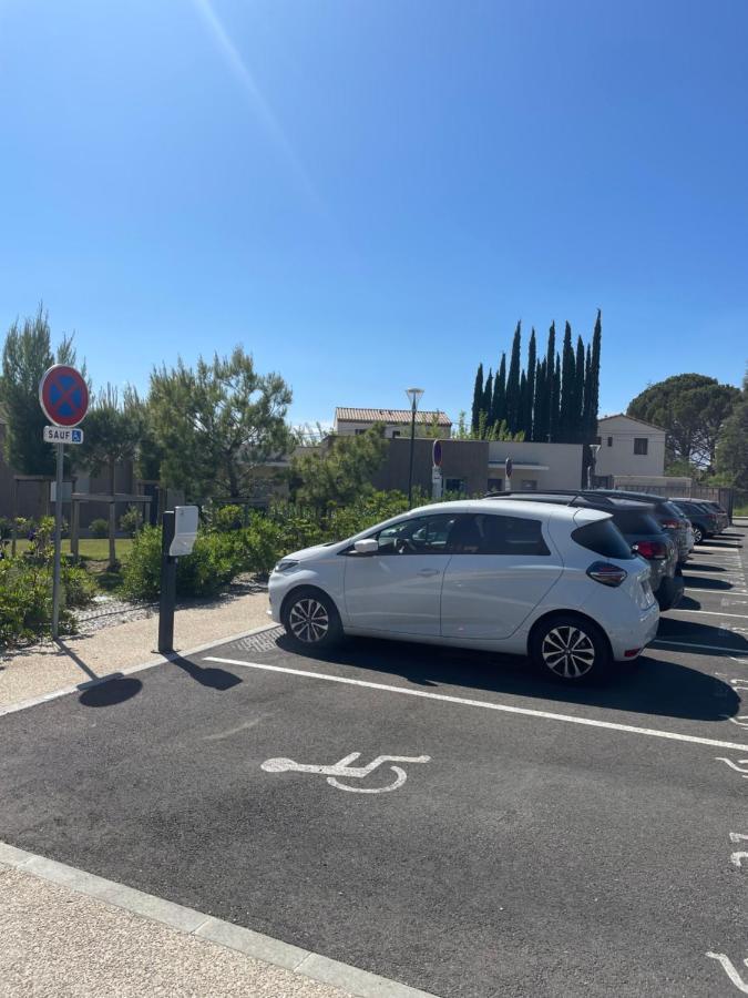 Domitys Les Tourmalines Carpentras Exterior foto